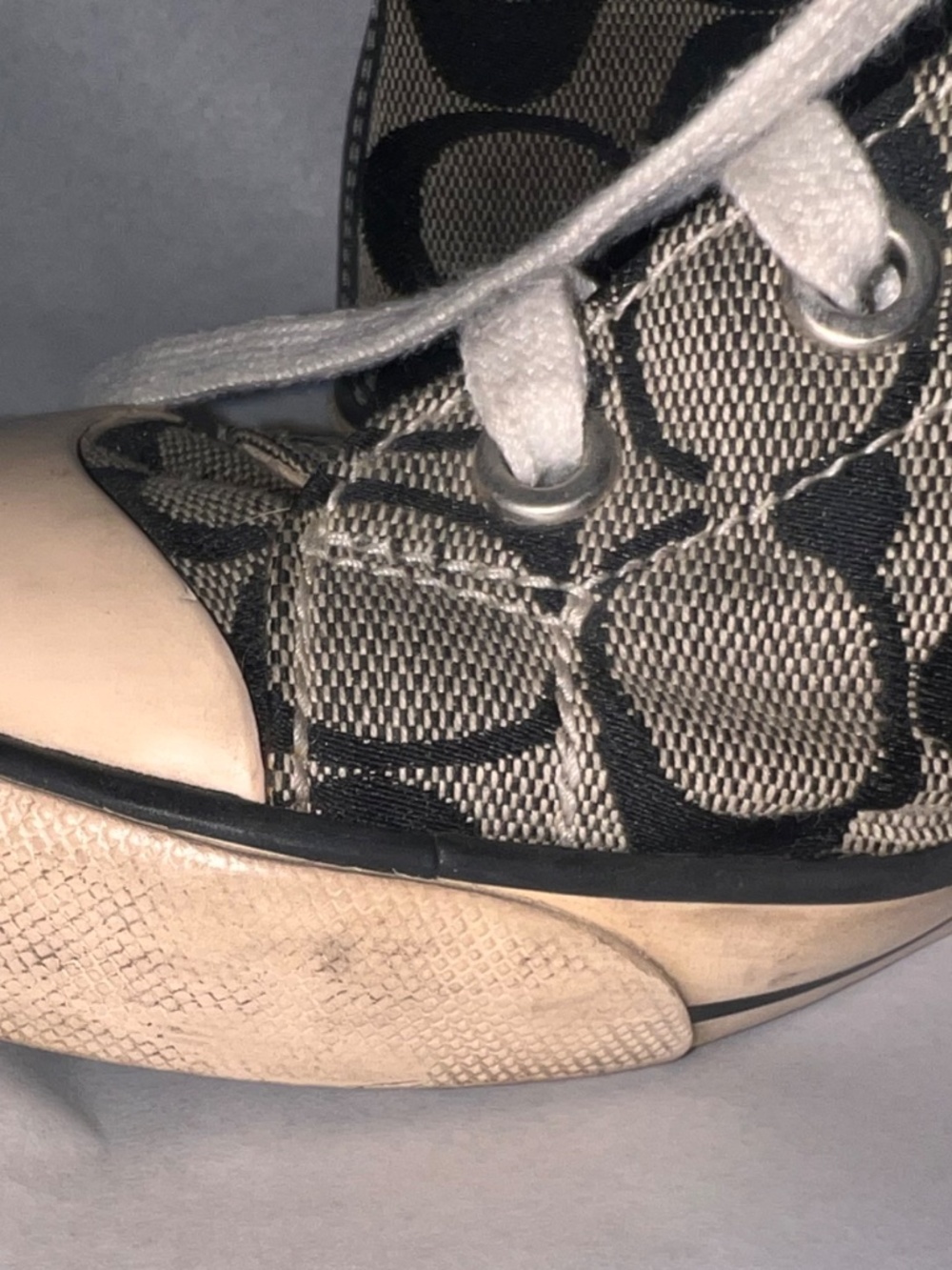Coach logo high tops sneakers size 7.5 - Picture 9 of 13